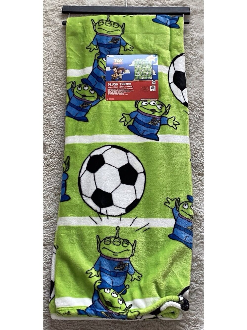 Disney Pixar Toy Story Throw Blanket The Claw Aliens & Soccer Balls 50”X70” NEW